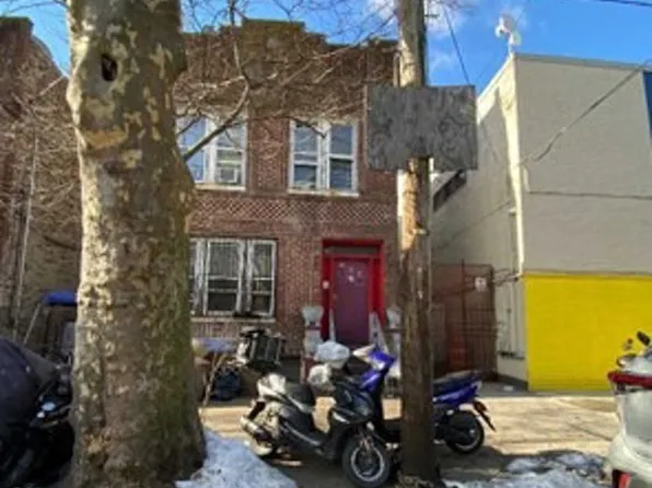 564 Bradford St, Brooklyn, NY 11207