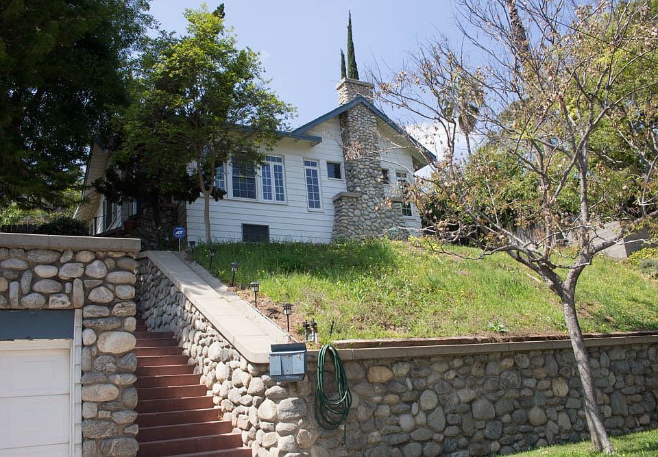 1st image of 4835 College View Ave