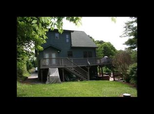104 Buckland Dr, Grassy Creek, NC 28631