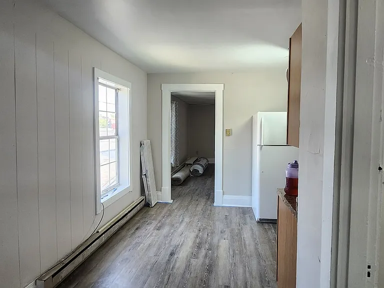 6 S Maple St #C — Photo 10