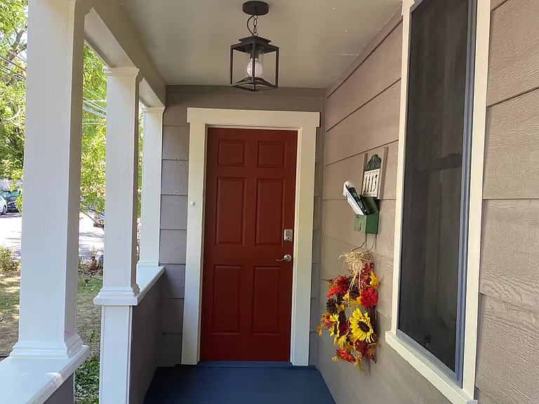 1113 N Nevada St — Photo 2