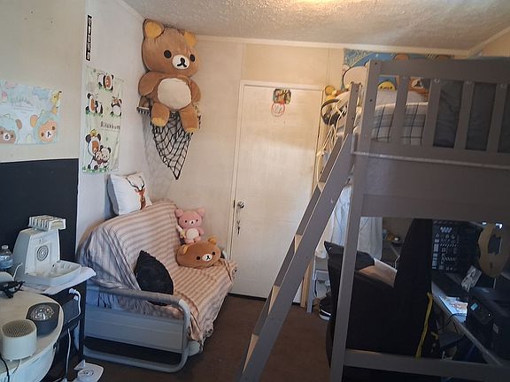 4th image of 2910 Vern Dr