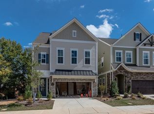 10723 Endhaven Village Dr, Charlotte, NC 28277
