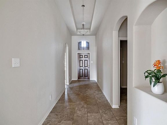 4th image of 18543 Gardens End Ln