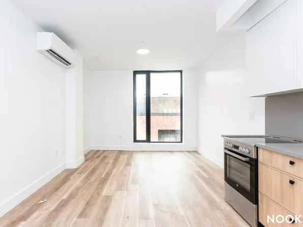 303 Wythe Avenue image 1 of 18