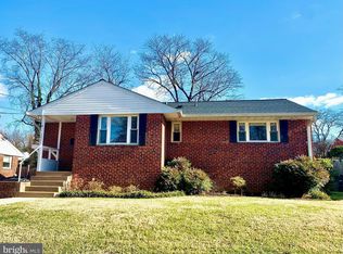 1906 Valley Stream Dr, Rockville, MD 20851