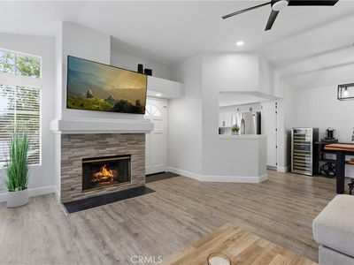8070 E Oak Ridge Cir, Anaheim, CA, 92808
