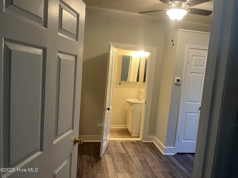 310 N Bennett St #3 — Photo 5