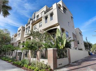 524 Beach Dr NE, Saint Petersburg, FL 33701