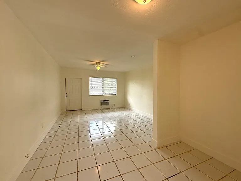 810 82nd St #1 — Photo 2
