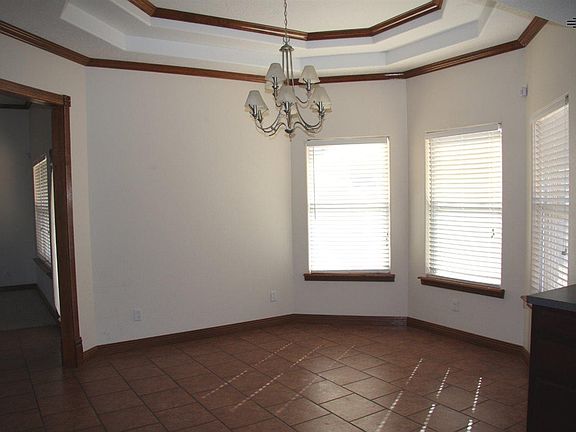 4th image of 3928 Mariah Dr