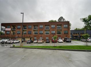 257 S Florissant Rd APT 321, Ferguson, MO 63135