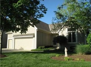 12609 Westgate St, Overland Park, KS 66213