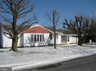 650 Brockton Mountain Dr, Barnesville, PA