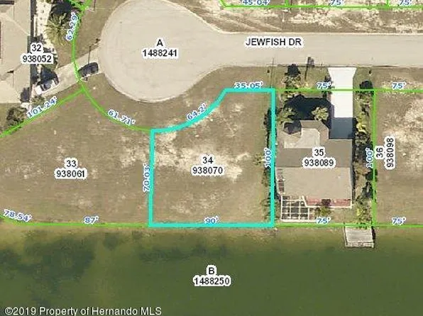 3360 Jewfish Dr, Hernando Beach, FL 34607