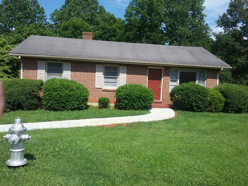 1st image of 1228 Dandridge Dr