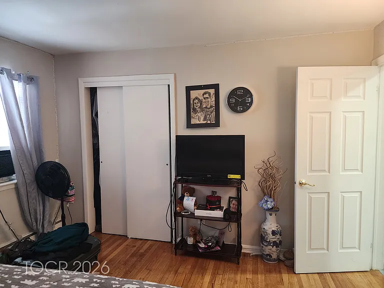 61 E Main St #6 — Photo 9