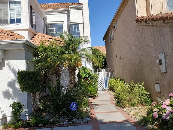 3rd image of 7456 Bellingham Ave