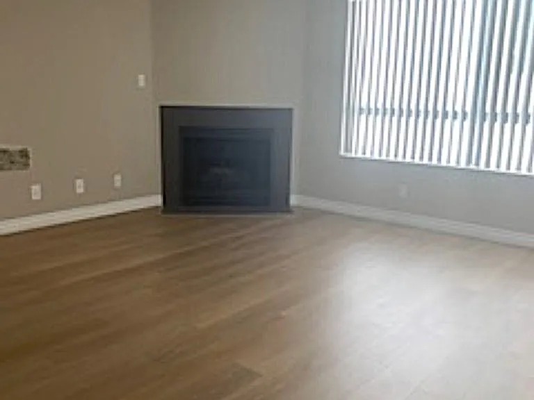 NoHo Village Apartments — Photo 21