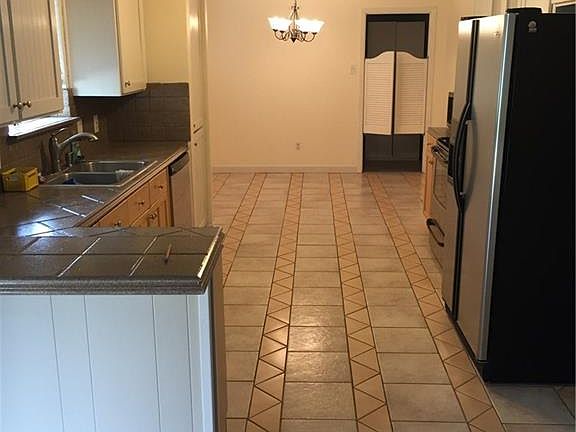 5th image of 4301 Braggs Dr