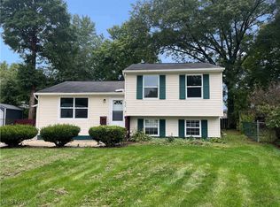 670 Northwood Ct, Ravenna, OH 44266