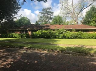 1130 N 3rd Ave, Laurel, MS 39440