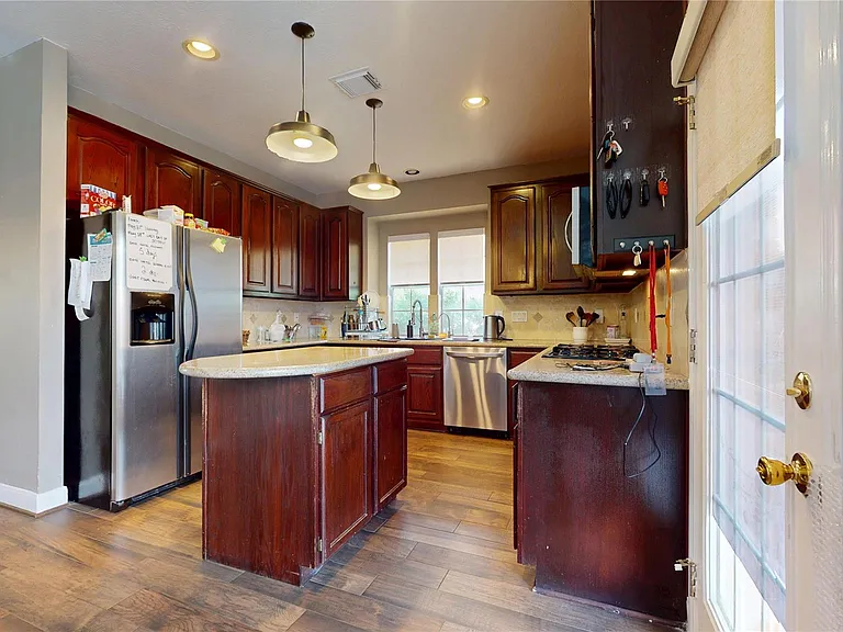 9222 Symphonic Ln — Photo 16