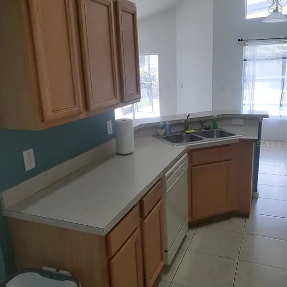 2618 Emerald Island Blvd — Photo 28