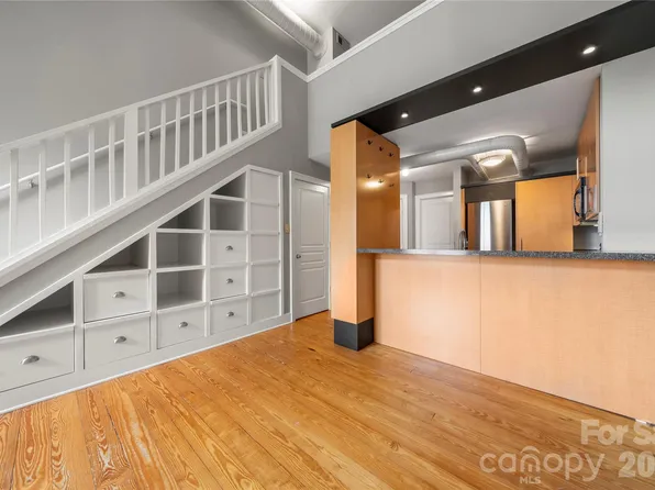 404 N Laurel Ave, Charlotte, NC 28204