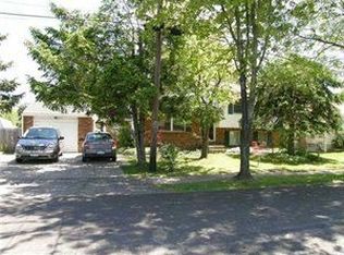 233 Dean Rd, Depew, NY 14043