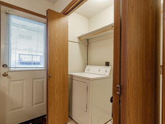 5th image of 2430 Pimlico Ct