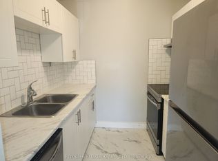 8800 Willoughby Dr #307, Niagara Falls, ON L2G6X8