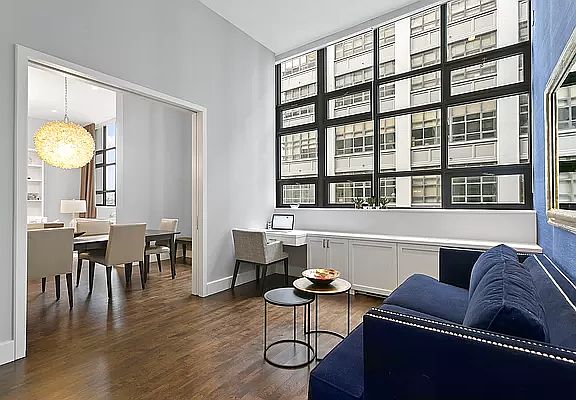 4th image of 360 Furman St #601/602