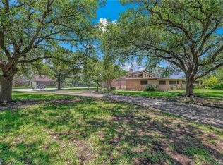 1101 Walton Dr, College Station, TX 77840