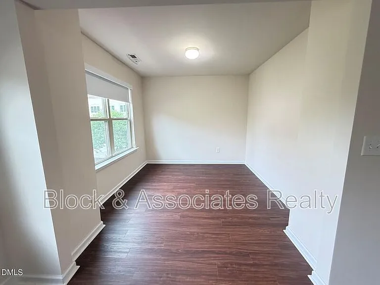 1017 Magnolia Blossom Ln — Photo 26