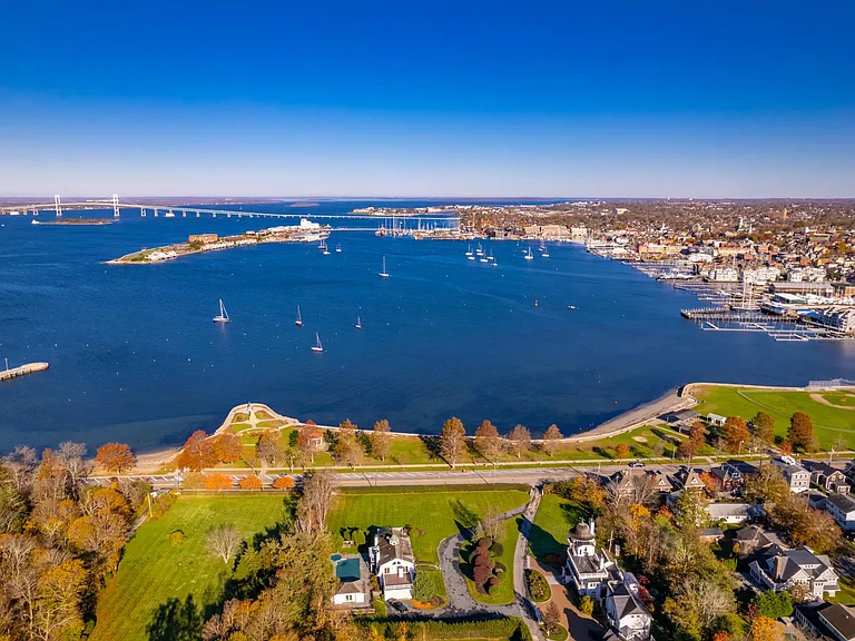 1B Harbor View Dr — Photo 5
