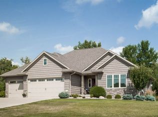 1353 Spring Ridge Ct NE, Swisher, IA 52338