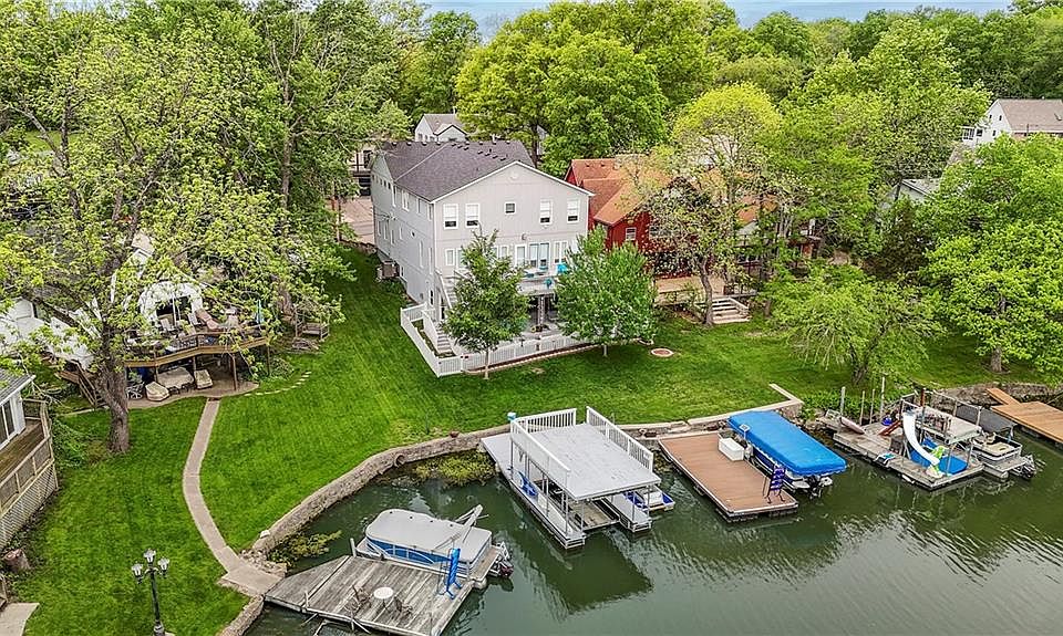 44 Beach Dr, Lake Tapawingo, MO 64015 Zillow