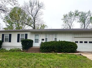 9306 Lewis Ave, Kansas City, MO 64138