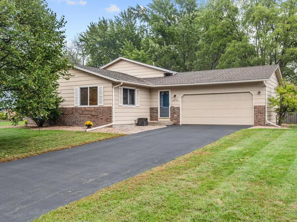 9612 Union Terrace Ln N, Maple Grove, MN 55369