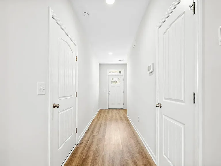 4 Sabine Leaf Ct — Photo 8