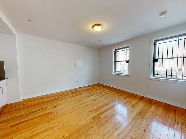 1808 W Berks St — Photo 15