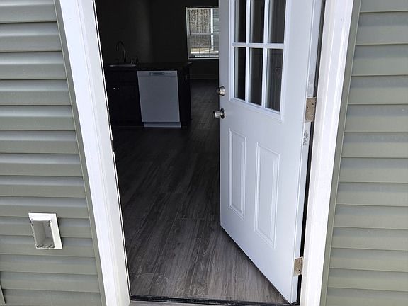 3rd image of 4109 W Ridge Rd