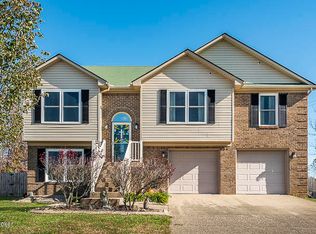 202 Trevor Ct, Mount Washington, KY 40047