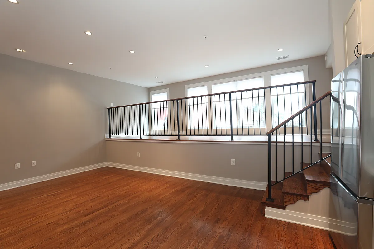 Building Photo - 1109 M St NW #4