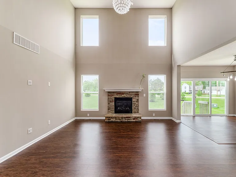 5642 Coventry Ct — Photo 23