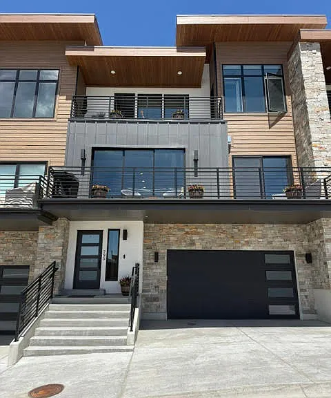 795 E Miner Way #1 — Photo 1