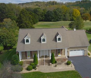 380 Back 9 Dr, Moneta, VA, 24121