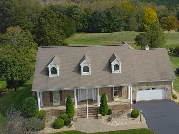380 Back 9 Dr, Moneta, VA 24121