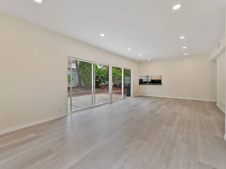 20 Norton St — Photo 13